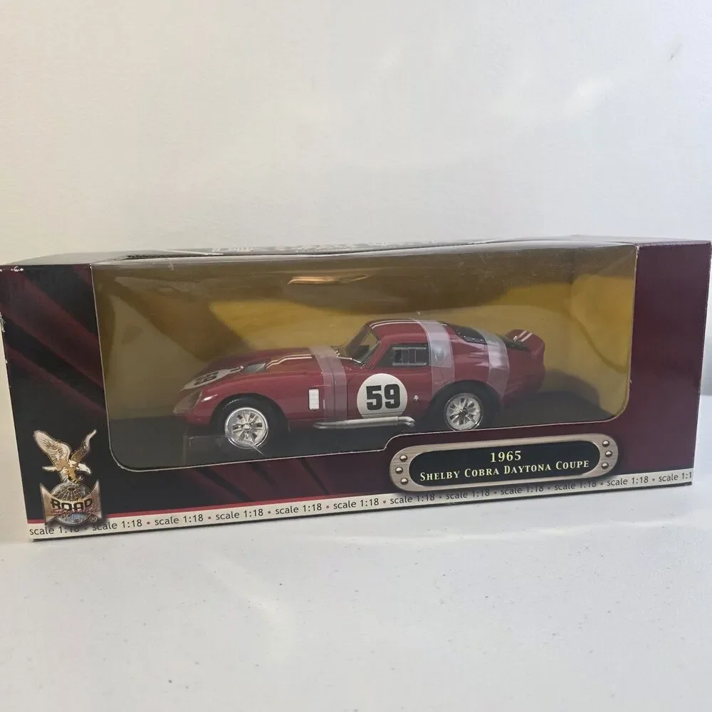 Road Signature 1965 Shelby Cobra Daytona Coupe Red 1:18 Diecast Car New NIB